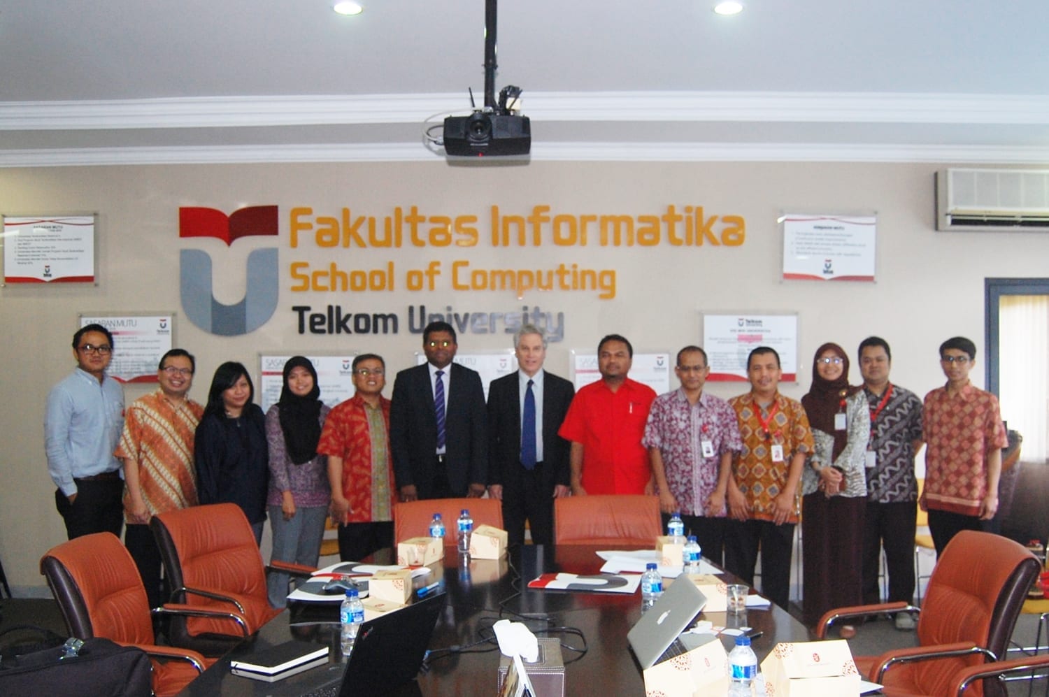 Gallery of Visit from Daekin University