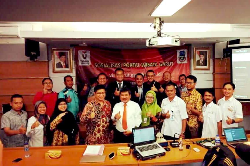 The School of Computing Launches and Disseminates Garut Tourism Portal