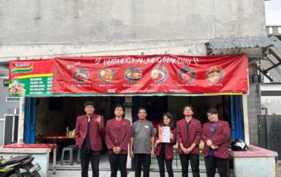 Meningkatkan pemahaman dan keterampilan pemilik usaha dalam mengembangkan bisnis mereka di era digital.