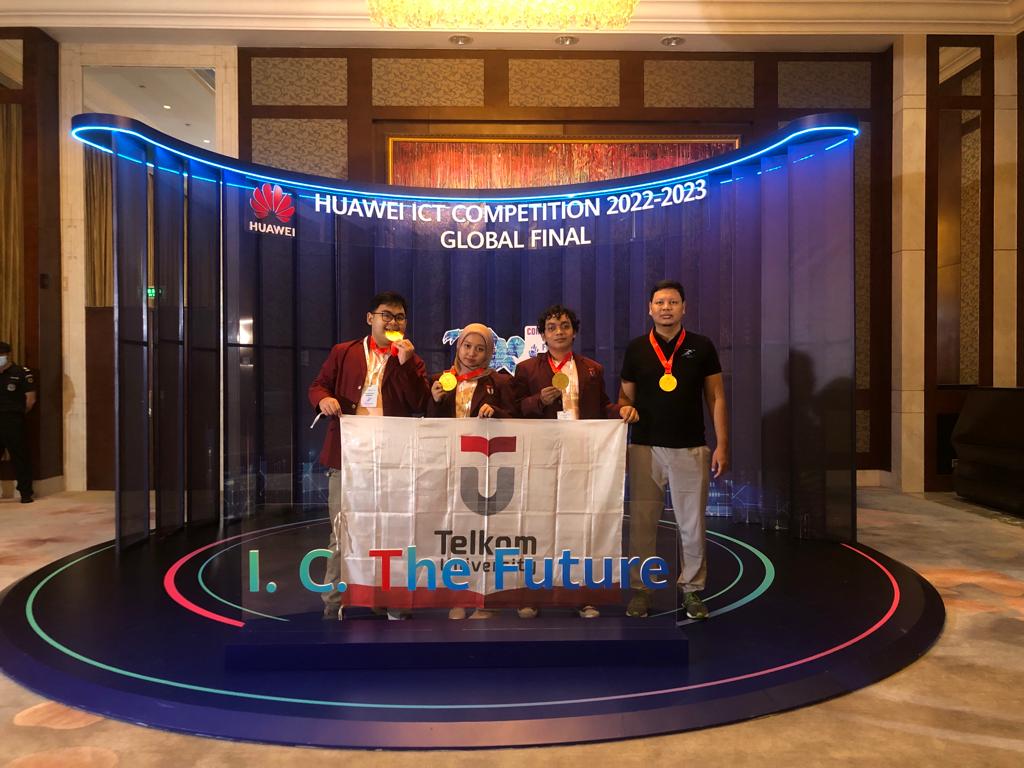 JUARA 3 Huawei ICT Competition JUARA 3 Huawei ICT Competition