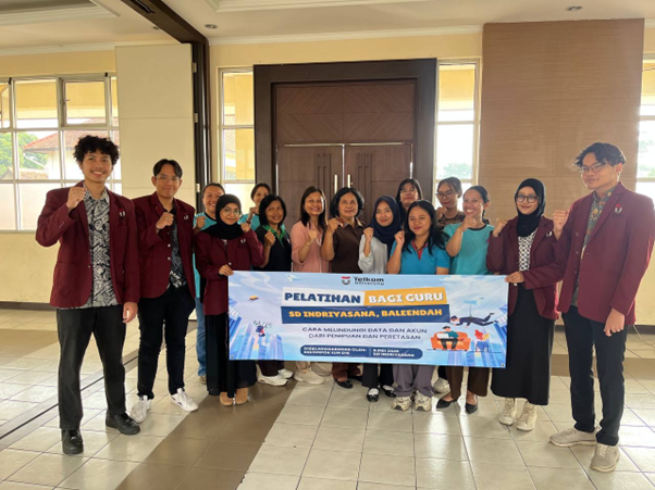 CARA MELINDUNGI DATA DAN AKUN DARI PENIPUAN DAN PERETASAN