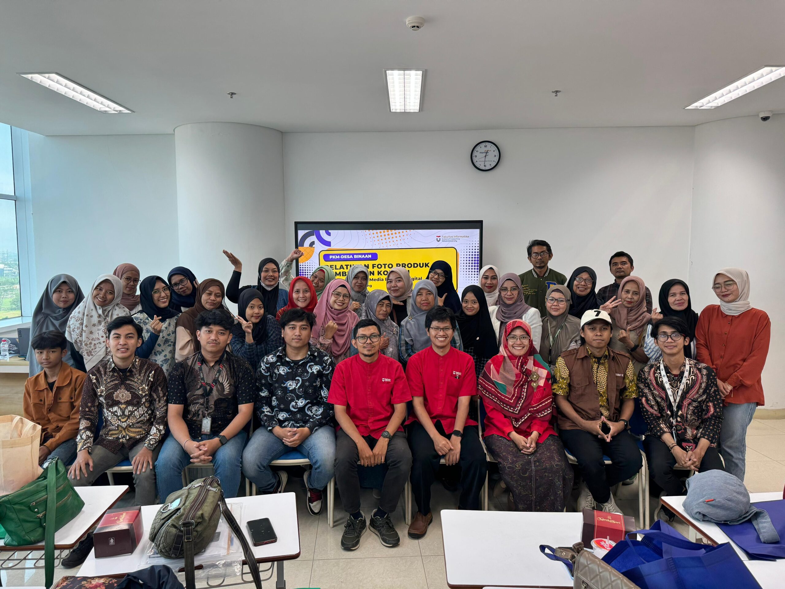 Pelatihan Digital Tel-U, Picu Semangat Baru UMKM Bojongsoang Pelatihan Digital Tel-U, Picu Semangat Baru UMKM Bojongsoang