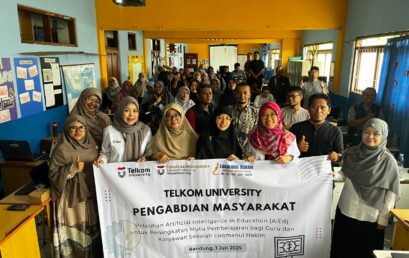 Dosen Fakultas Informatika – Universitas Telkom Gelar Pelatihan AI untuk Guru dan Karyawan Sekolah Luqmanul Hakim