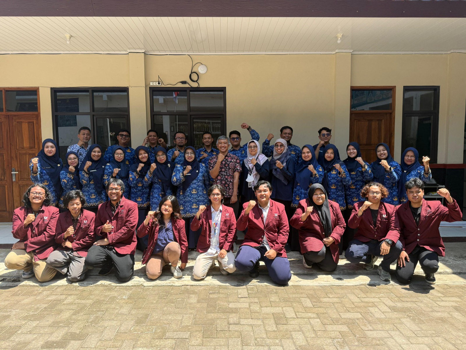 Pengembangan Aplikasi Learning Management System (LMS) Berbasis Online di SDN 227 Margahayu Utara Pengembangan Aplikasi Learning Management System (LMS) Berbasis Online di SDN 227 Margahayu Utara