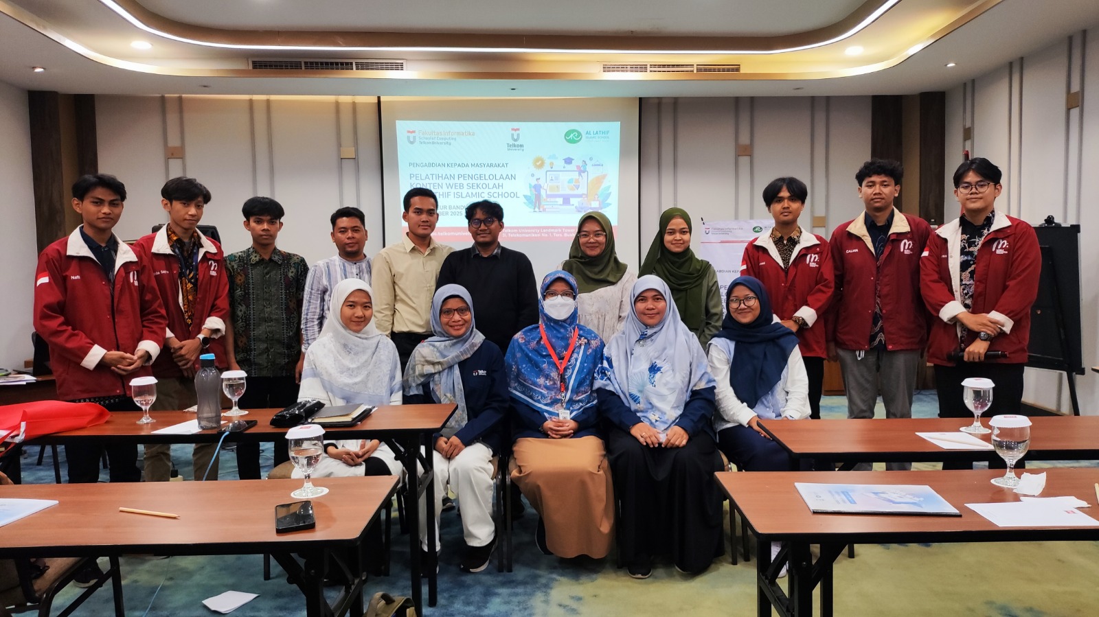 Pelatihan Pengelolaan Konten Web Sekolah Al Lathif Islamic School Pelatihan Pengelolaan Konten Web Sekolah Al Lathif Islamic School