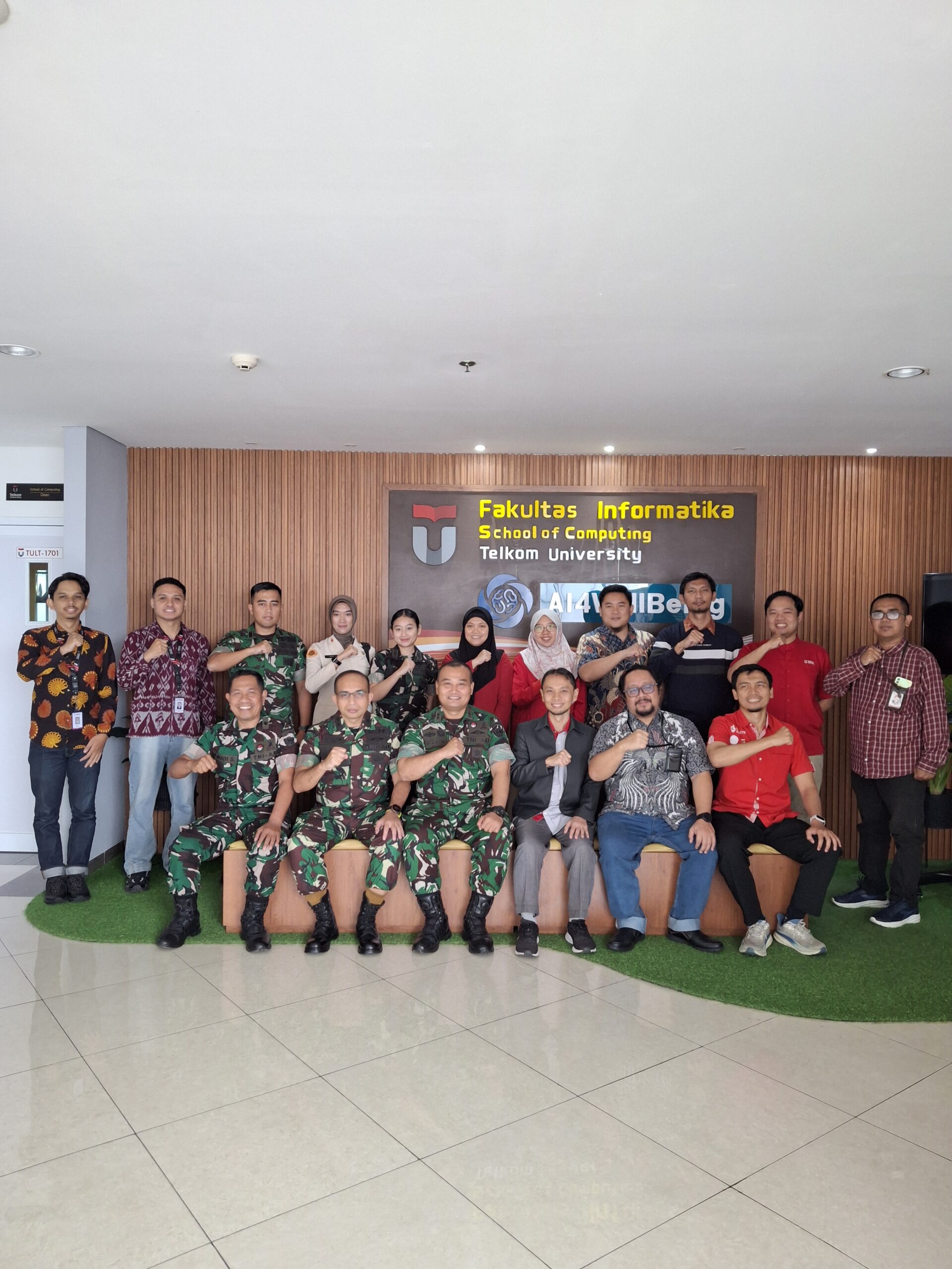 Direktorat Ajudan Jenderal Angkatan Darat Gandeng Fakultas Informatika Telkom University Kembangkan Inovasi pada pelayanan prajurit TNI-AD Direktorat Ajudan Jenderal Angkatan Darat Gandeng Fakultas Informatika Telkom University Kembangkan Inovasi pada pelayanan prajurit TNI-AD
