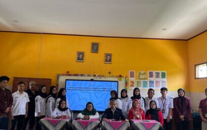 Dosen dan Mahasiswa Telkom University Kenalkan Google Gemini untuk Mendukung Pembelajaran di SDN Puntangsari