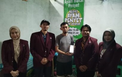 Digitalisasi Pencatatan Keuangan Berbasis Mobile untuk Optimalisasi Manajemen Laba-Rugi pada UMKM Ayam Penyet Hot Jeletot
