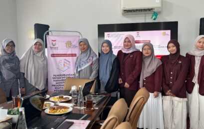 Fakultas Informatika Telkom University Gelar Pelatihan Alih Teknologi  Sistem Informasi Manajemen Digital bagi Yayasan Rumah Katumbiri