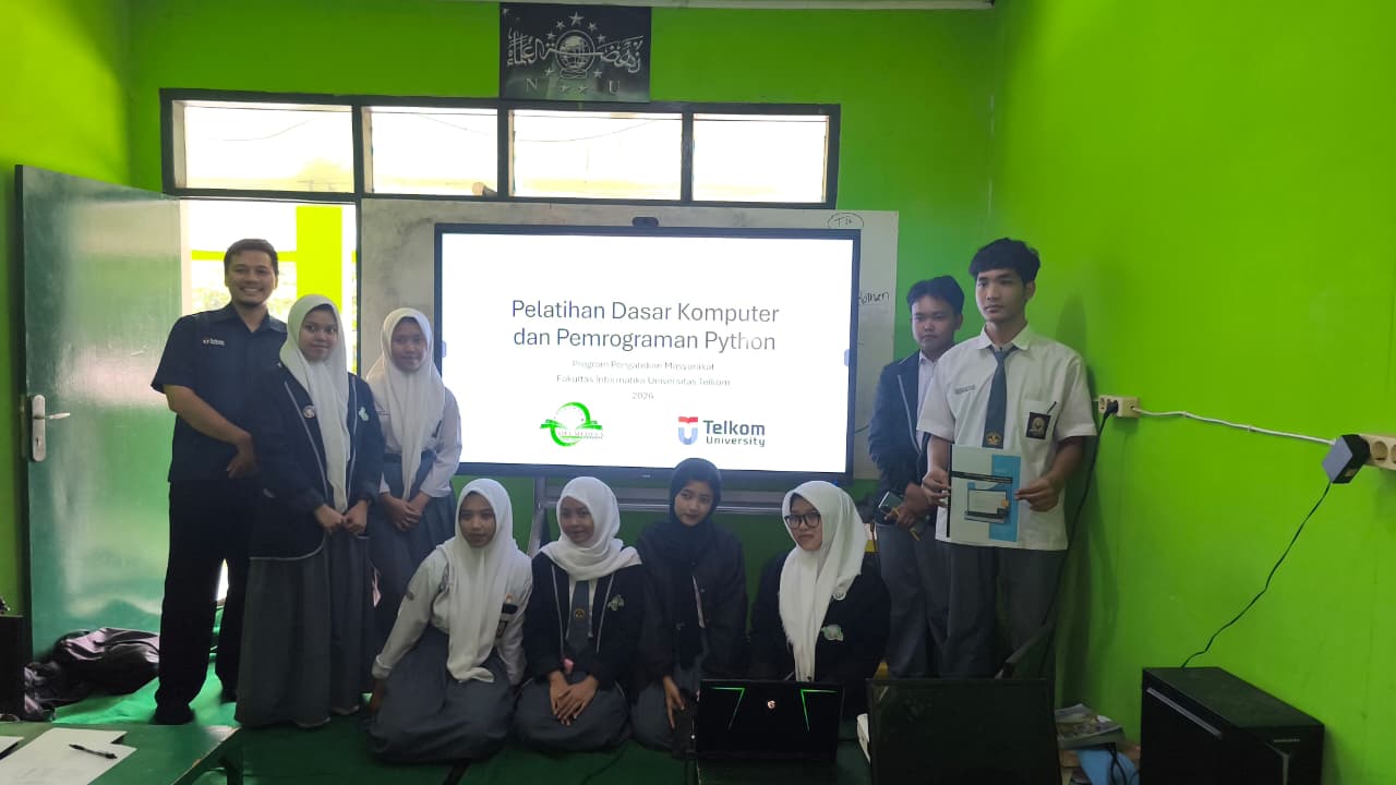 Dosen Universitas Telkom Selenggarakan Pelatihan Pemrograman Dasar Python bagi Siswa SMA Medina Bandung Dosen Universitas Telkom Selenggarakan Pelatihan Pemrograman Dasar Python bagi Siswa SMA Medina Bandung